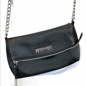 Vintage Leather Kenneth Cole Crossbody!